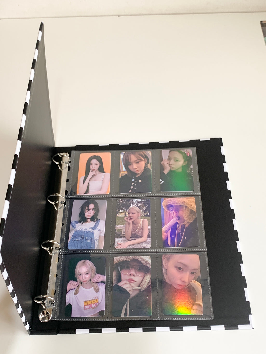[PREORDER] PopKoolShop A4 1 inch Binder | Customizable Kpop Photocard Binder| 4 Ring Planner K-pop Binder Bullet Journal Scrapbook Gifts | New Checkered Design